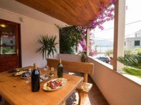 Apartment Nina & Kate - Comfort One Bedroom Apartment with Terrace and Sea View